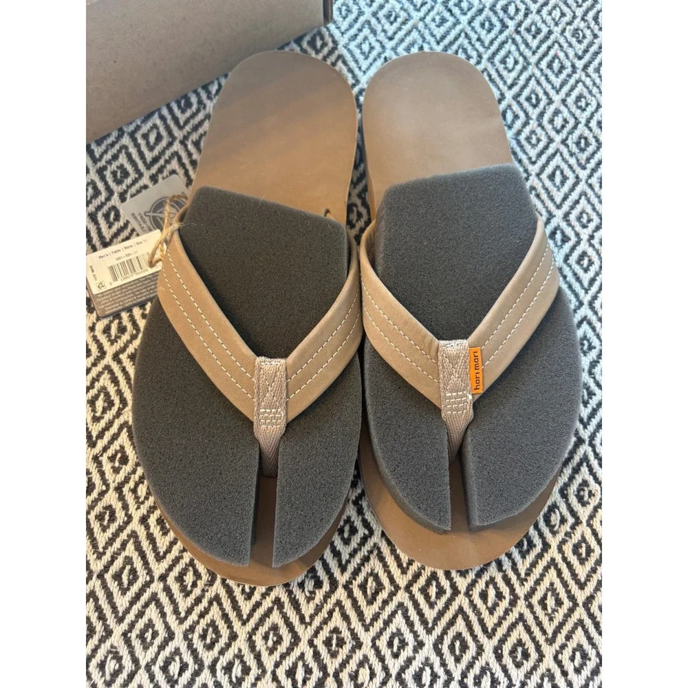 Hari Mari Fields Mens Stone Tan Nubuck Leather Flip Flop Sandals 11 1031-223-11